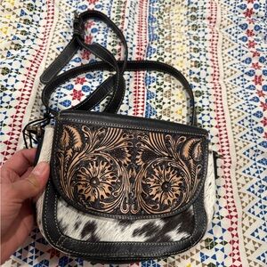 Stylish Black and Brown Women's Crossbody Bag